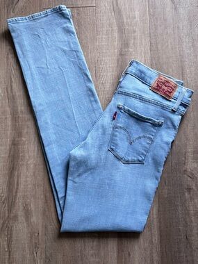 Levi’s 314 Shaping Straight Jean 32”